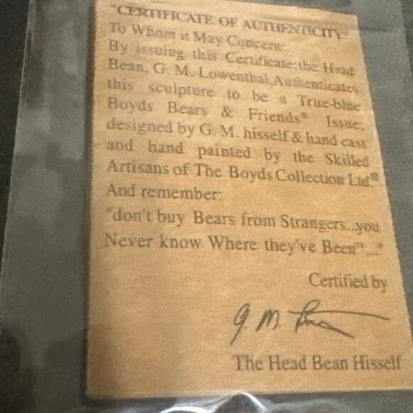 Boyd’s Bears & Friends, the Bearstone collection: Bessie Winsalot…Bingo! 2002 - Picture 9 of 10